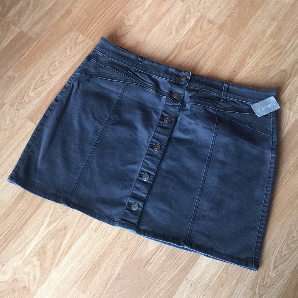 Forever 21 Black Denim Mini Skirt in Size 20